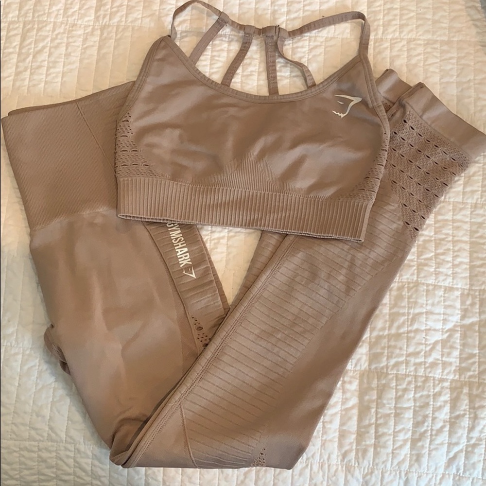 Gymshark leggings and sports bra set both size S